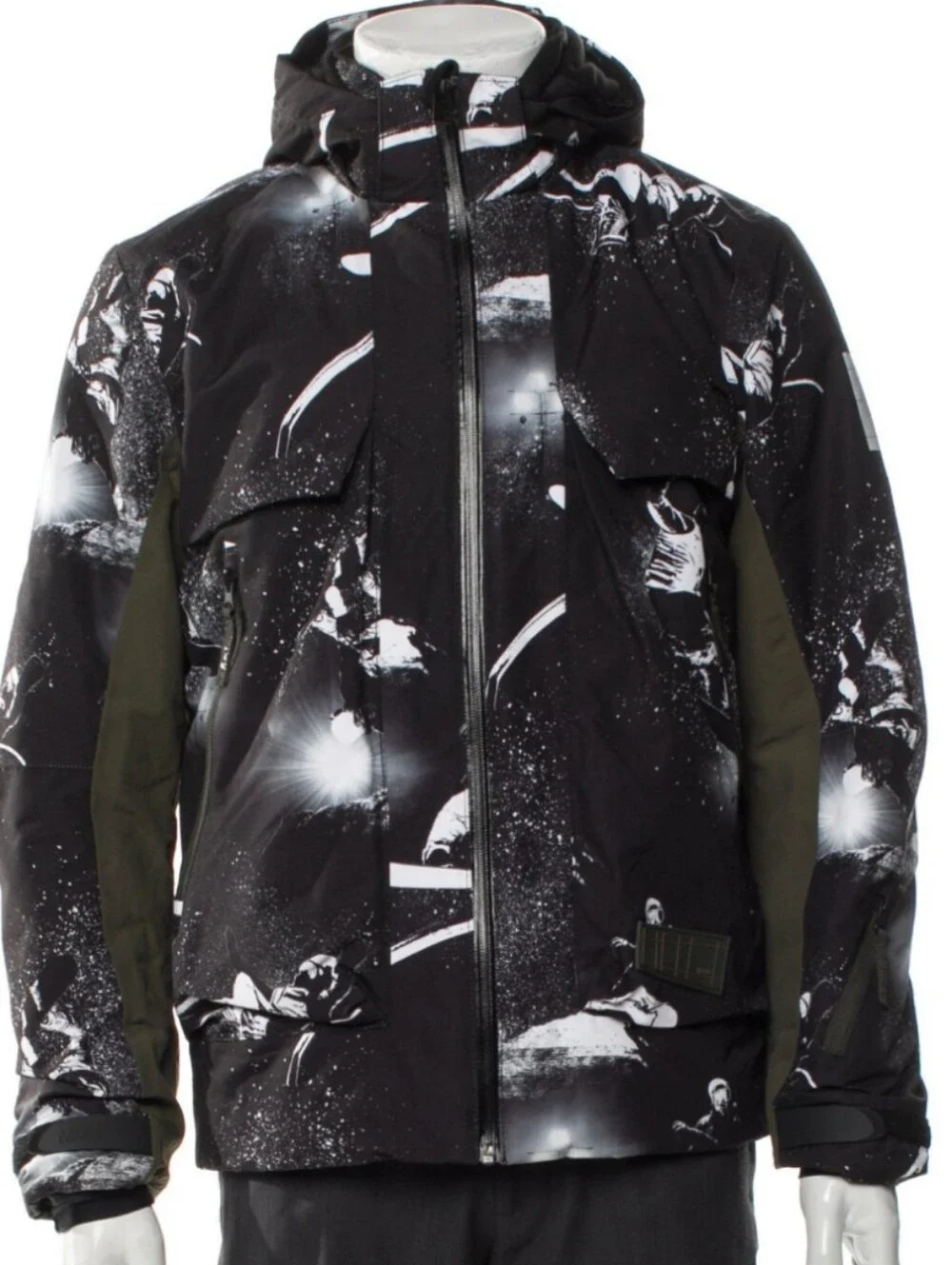 Molo Boys 146/US XL Alpine 360 By Night Hooded Winter Ski Snow Coast Jacket